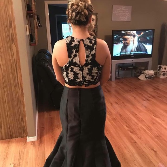 Prom dress! - Picture 2 of 2
